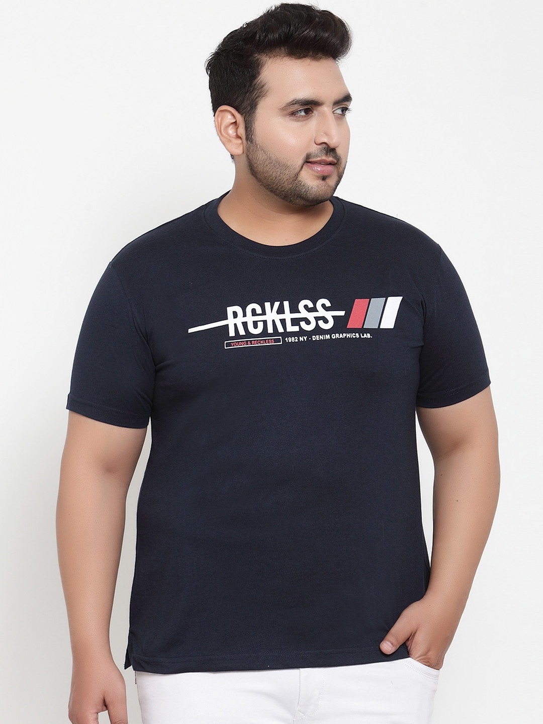 plusS Men Navy Blue Printed Round Neck Pure Cotton T-shirt