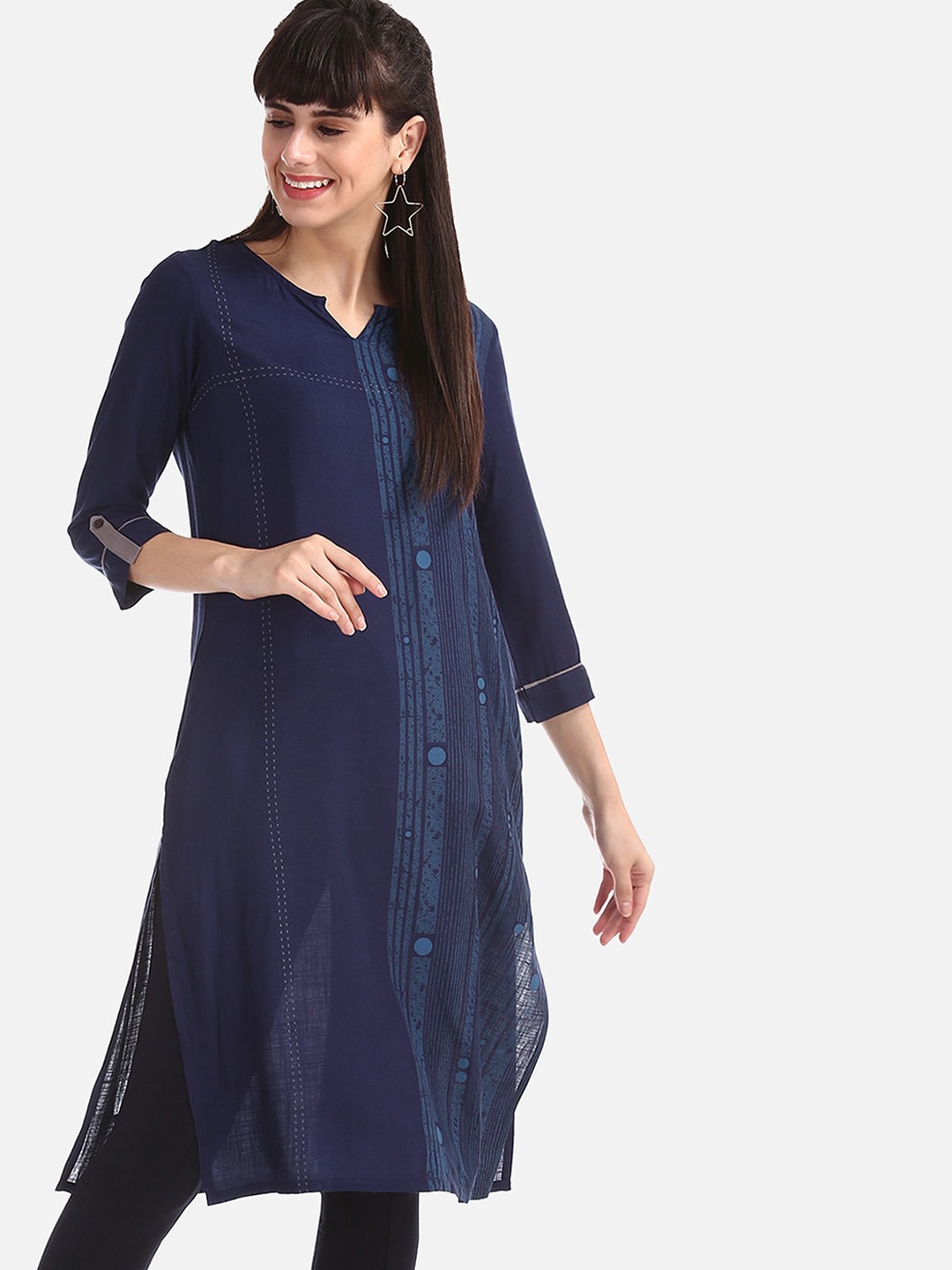 

Karigari Women Navy Blue Striped Straight Kurta