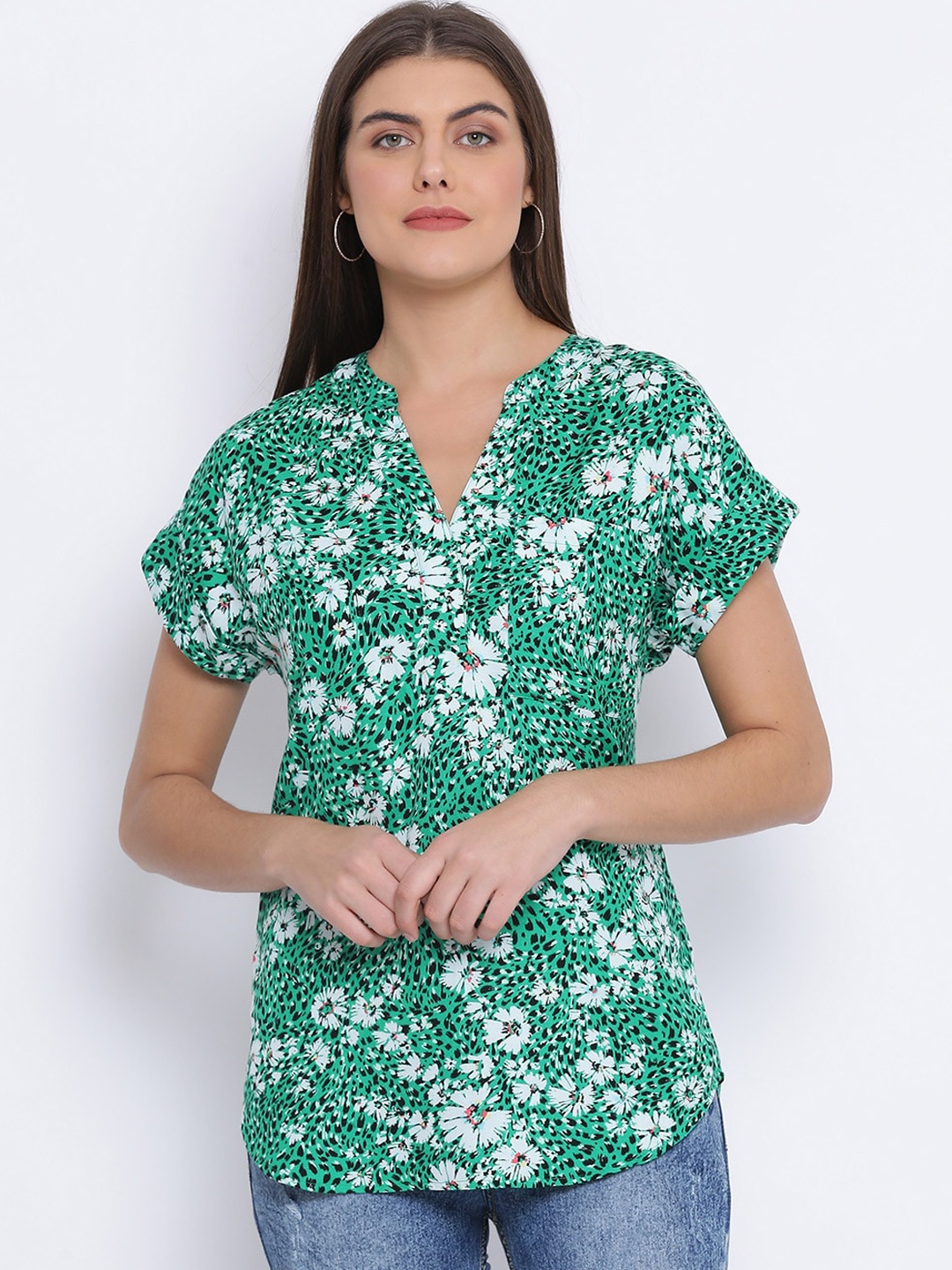 Oxolloxo Women Green & White Printed Shirt Style Top