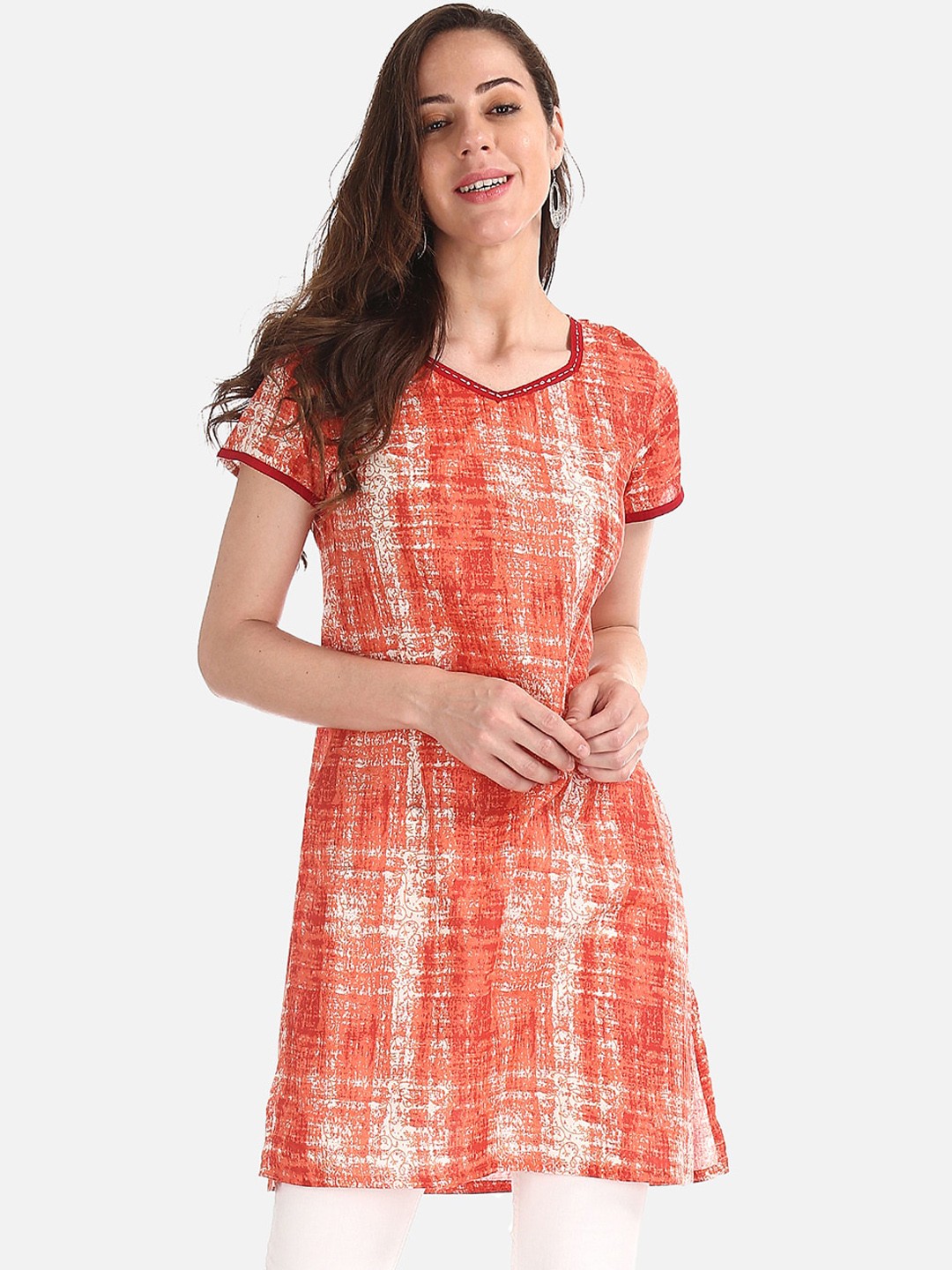 

Karigari Women Orange Printed Straight Kurta