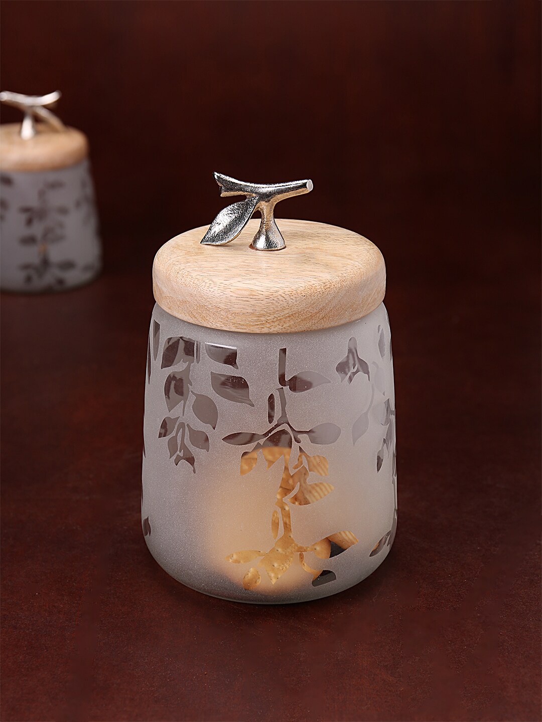

ellementry White & Brown Dishwasher Safe Twigy Frosted Glass Jar with Wooden Lid