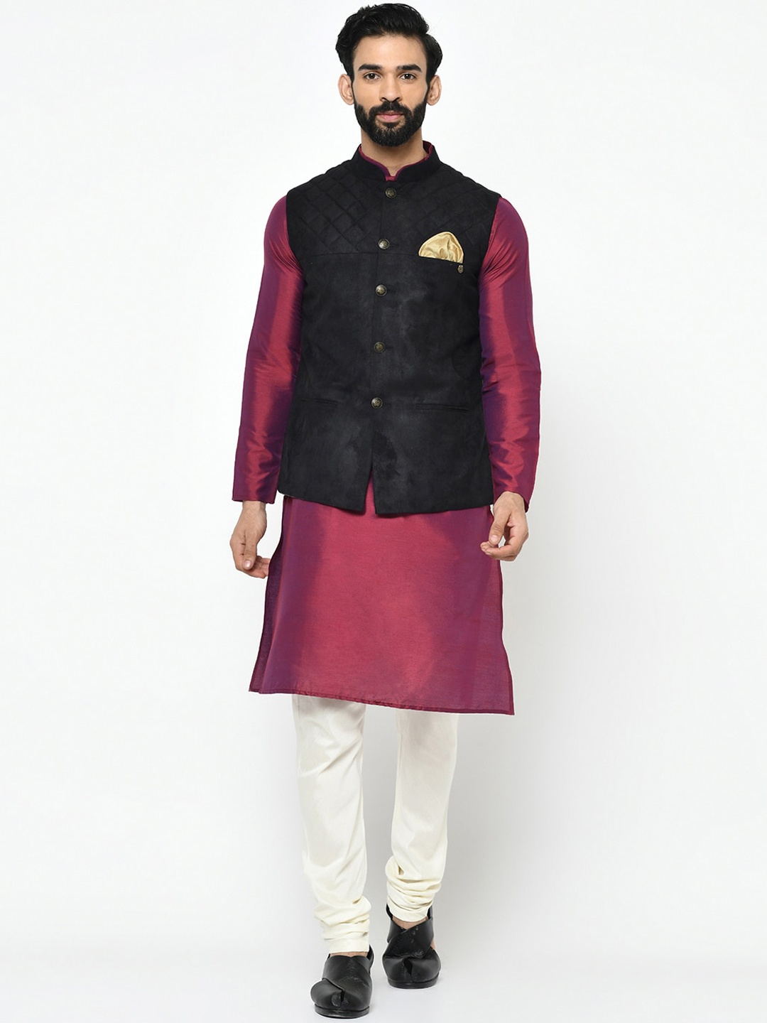 

KISAH Men Black & Maroon Self Design Kurta with Pyjamas