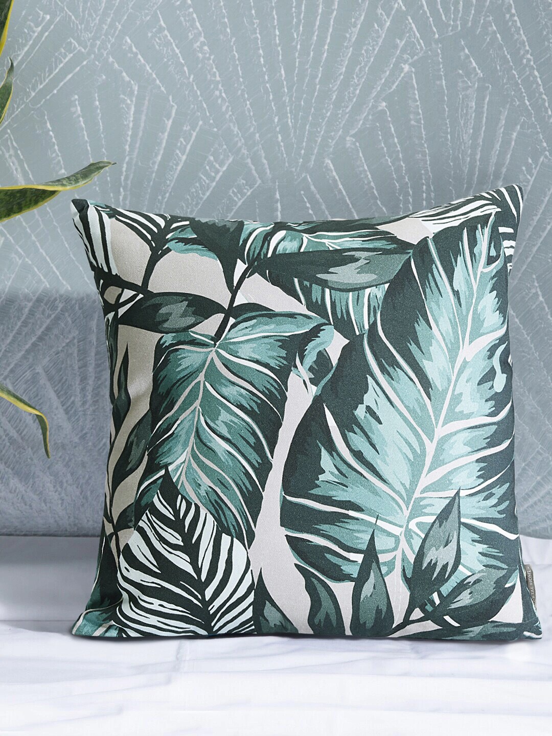 

PETAL HOME White & Green Single Floral Square Cushion Covers
