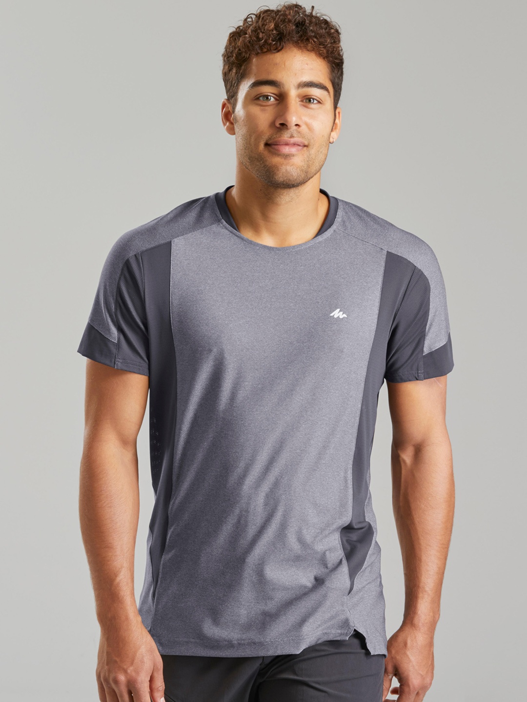 

Quechua By Decathlon Men Grey Quick Dry Hiking & Trekking T-shirt