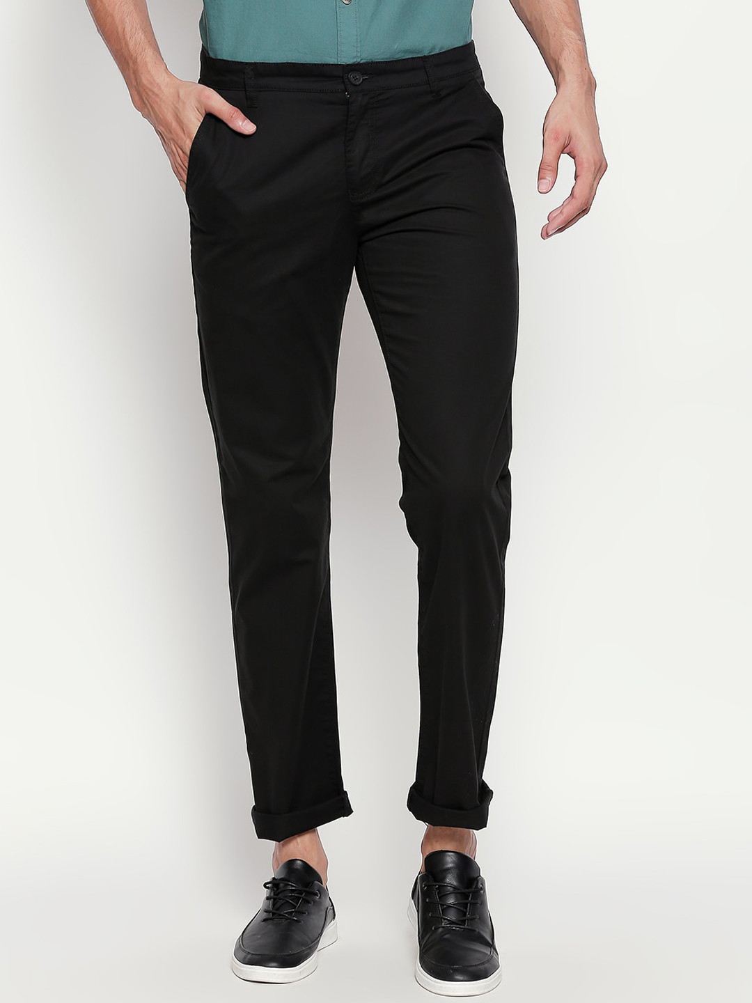 

BYFORD by Pantaloons Men Black Regular Fit Solid Regular Trousers