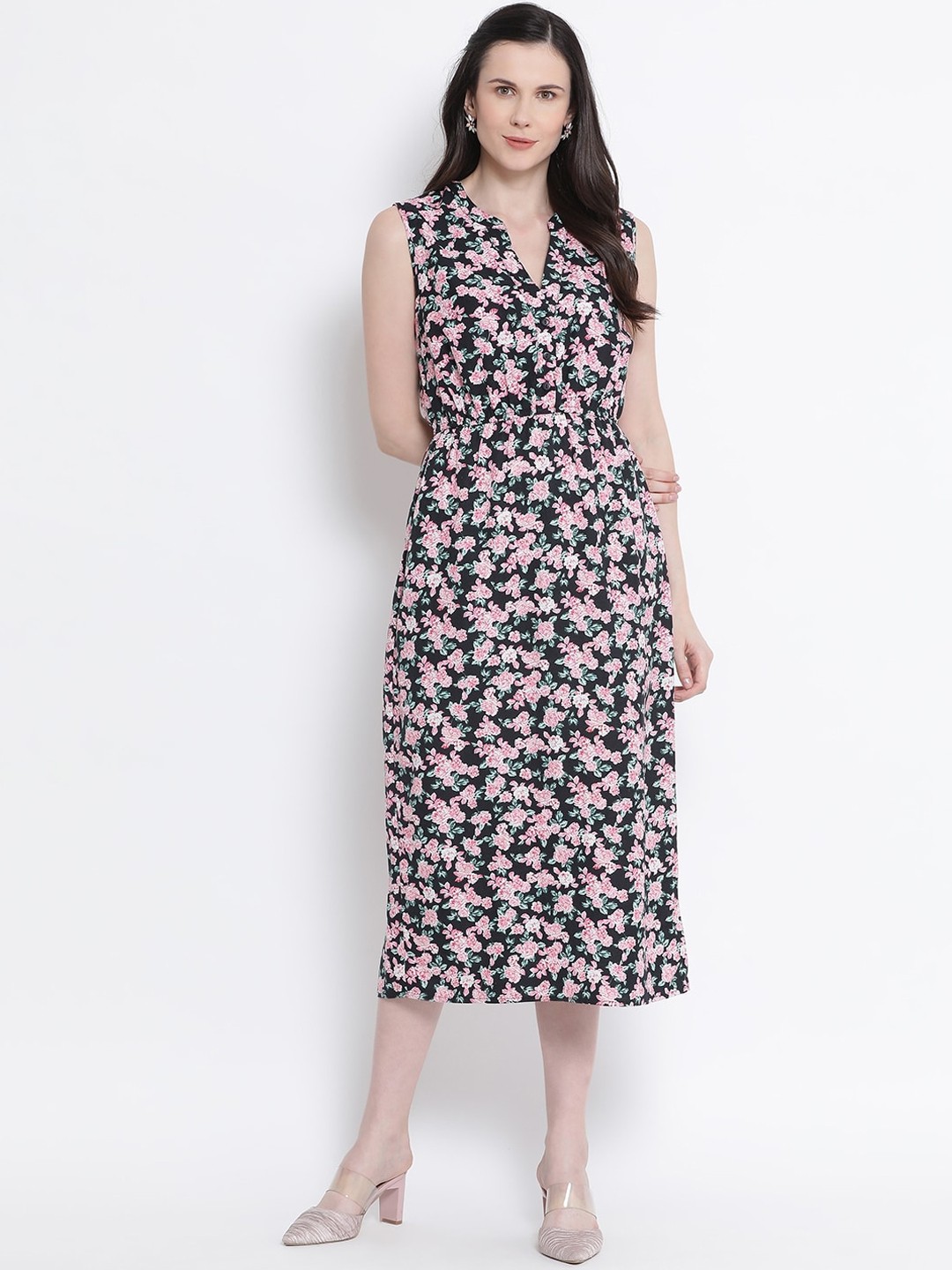 

Oxolloxo Women Black Printed A-Line Dress