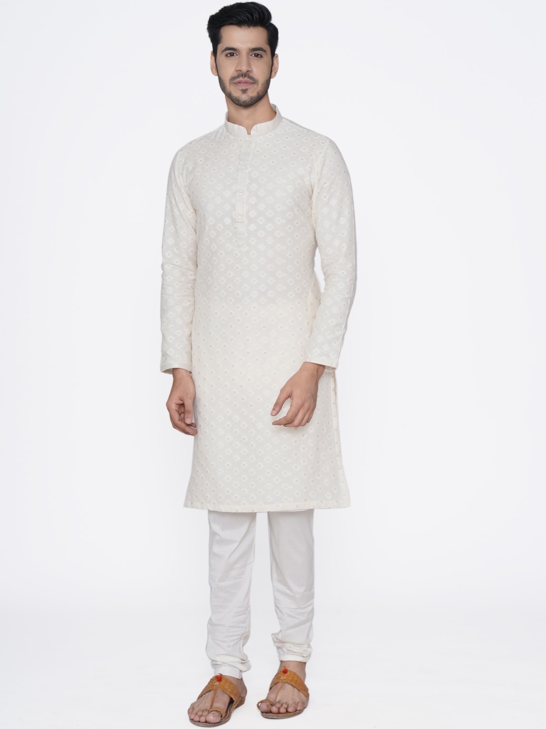 

Manyavar Men Off-White Embroidered Kurta with Pyjamas