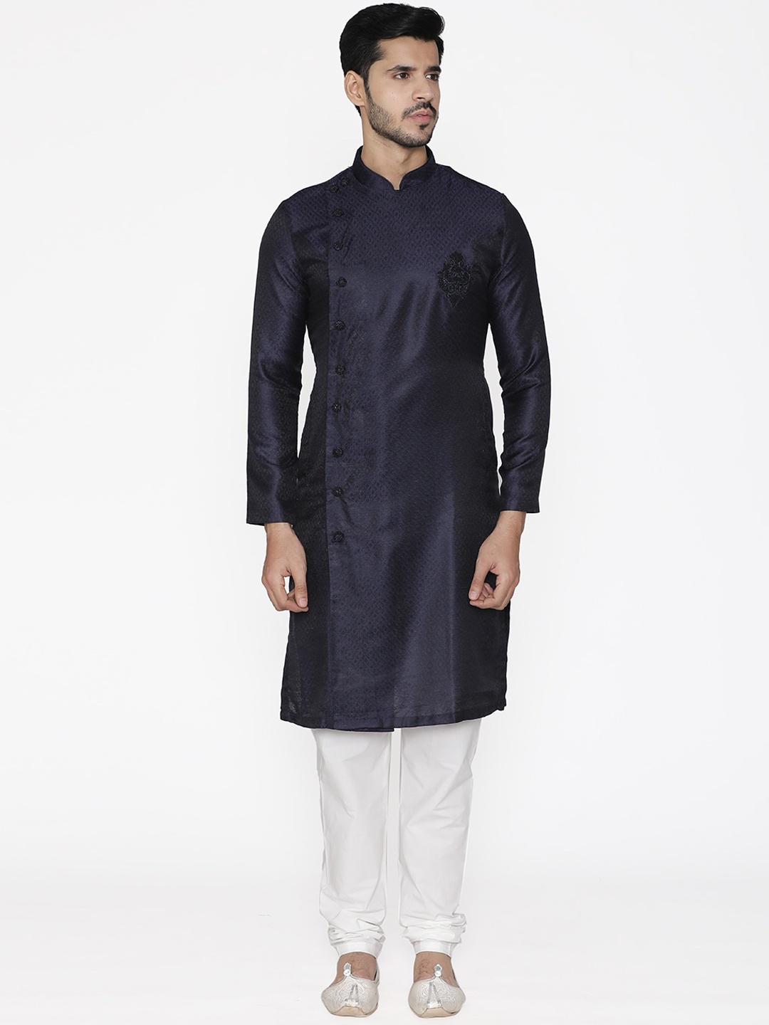 

Manyavar Men Black & White Solid Kurta with Pyjamas