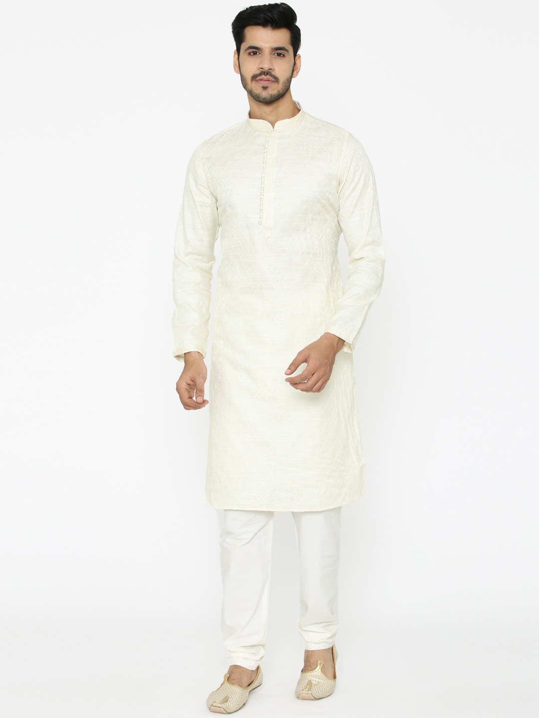 

Manyavar Men Cream-Coloured & White Woven Design Kurta with Pyjamas