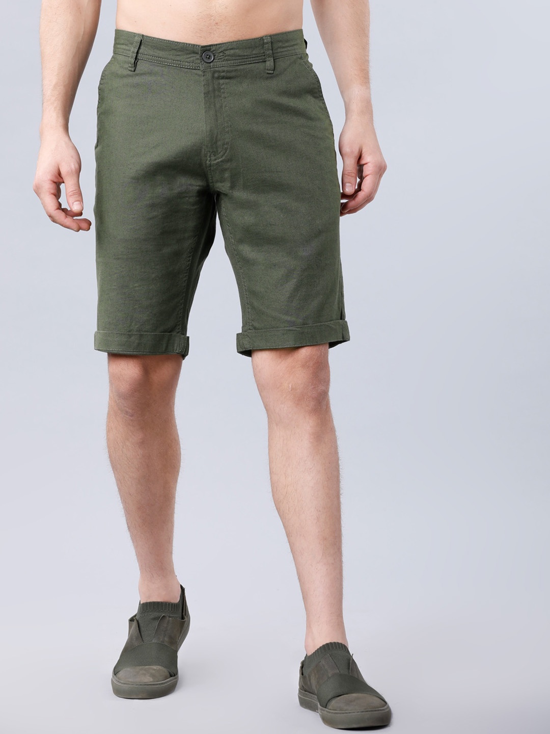 

HIGHLANDER Men Olive Green Solid Slim Fit Regular Shorts