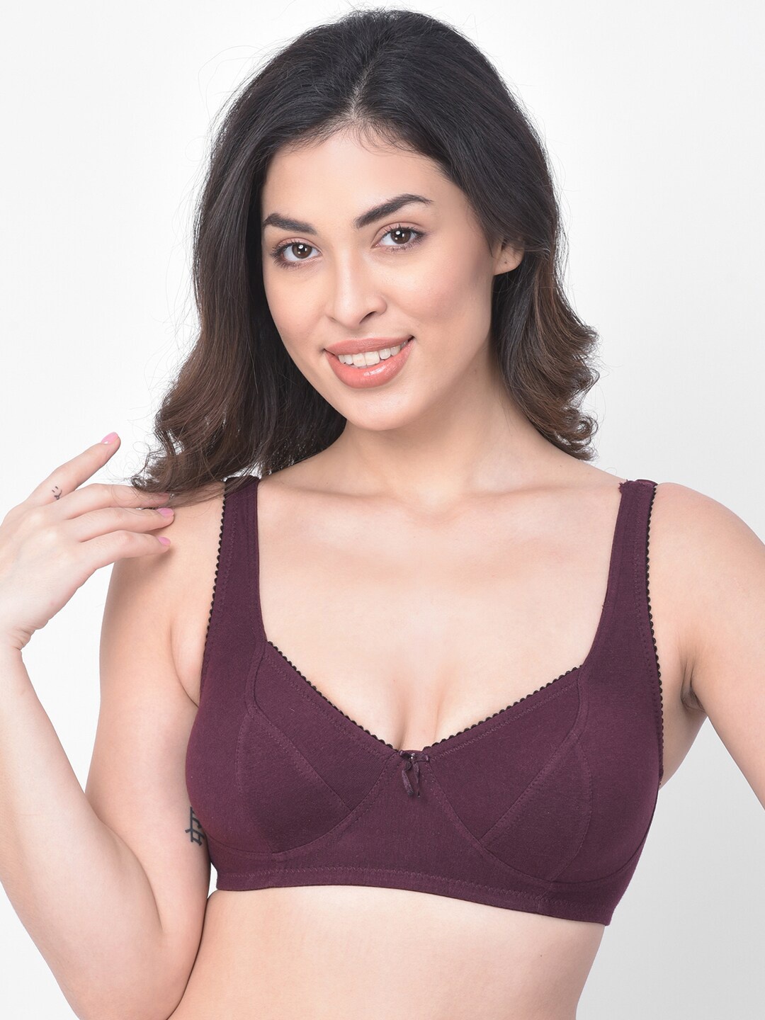 

Clovia Burgundy Solid Non-Wired Non Padded Everyday Bra BR2038P1232B