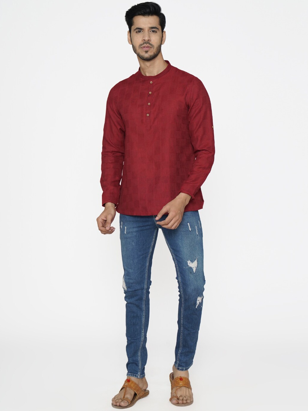 

Manyavar Men Maroon Woven Design Short Kurta