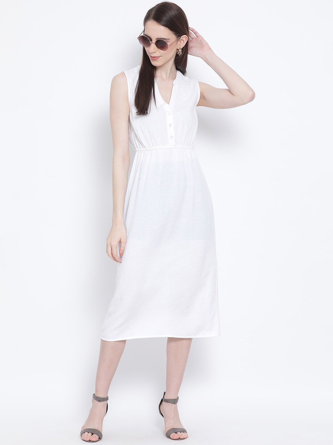 

Oxolloxo Women White Solid Fit and Flare Dress