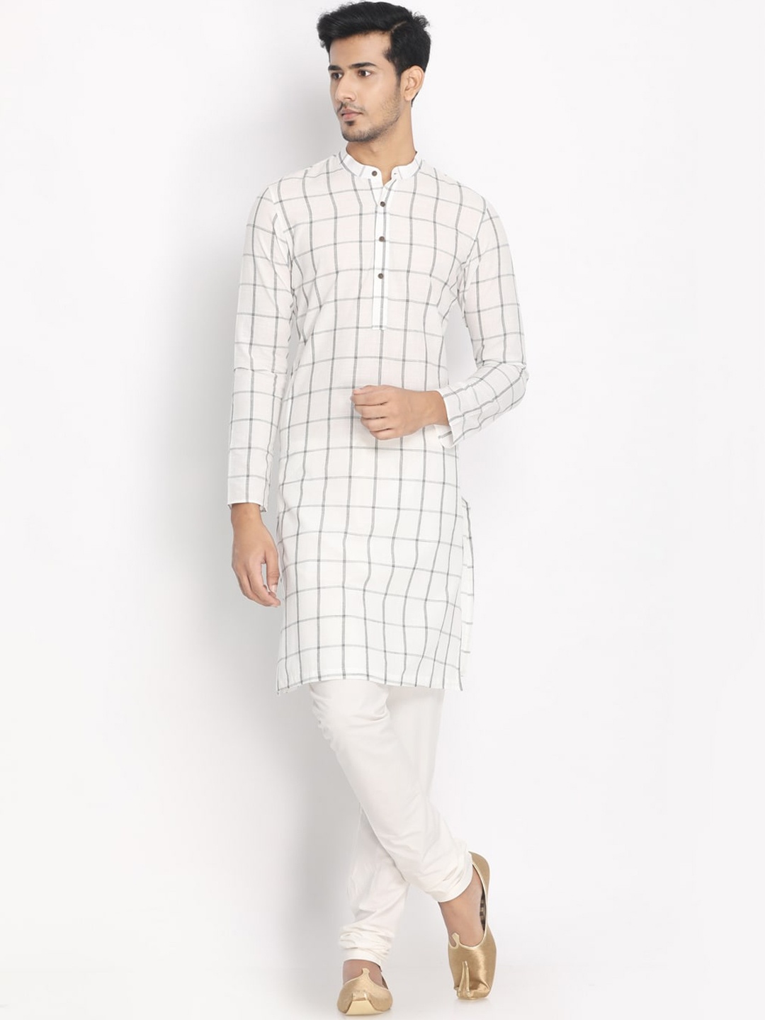 

Manyavar Men White & Black Checked A-Line Kurta