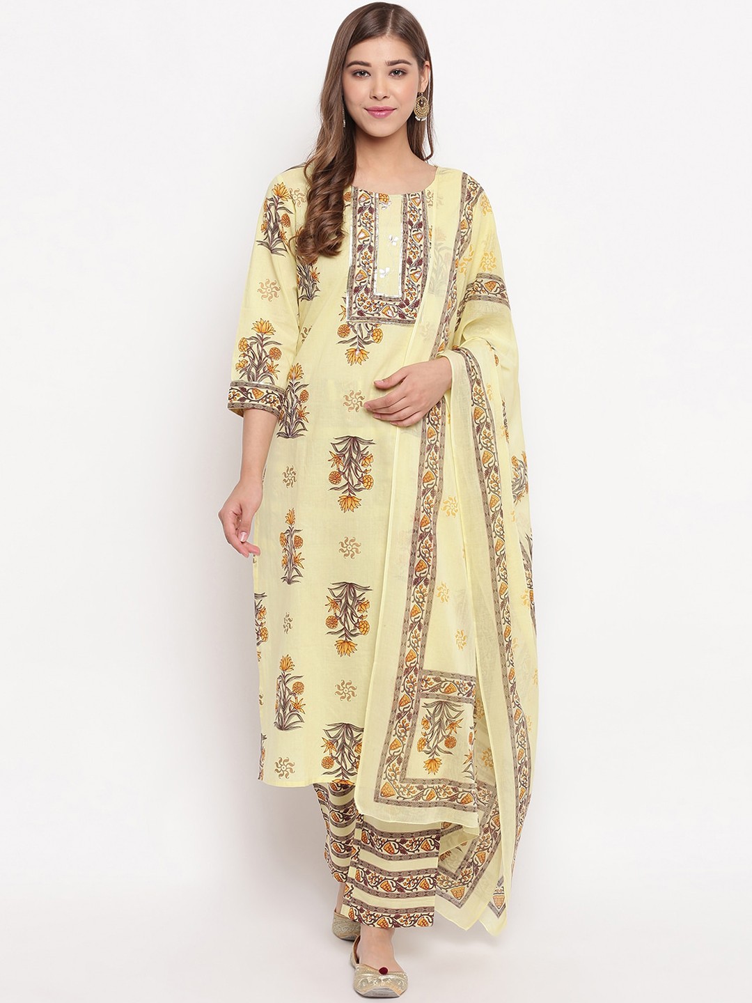 

Vbuyz Women Yellow Printed Kurta with Palazzos & Dupatta