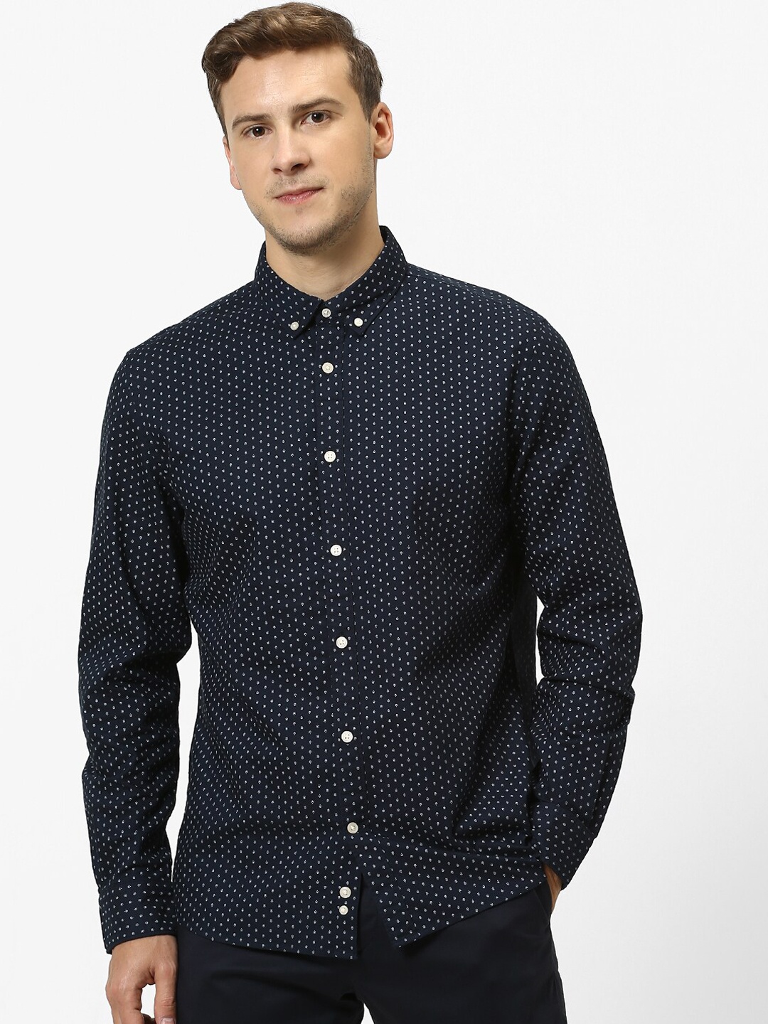 

Celio Men Navy Blue Regular Fit Printed Casual Shirt