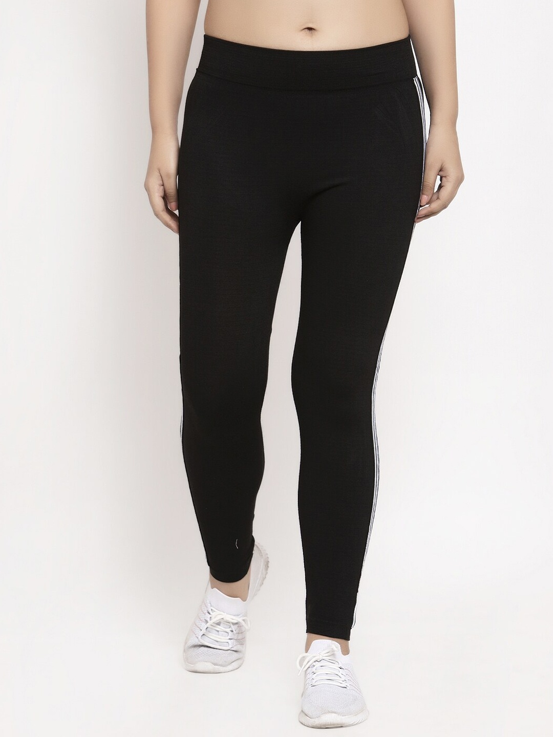 

KLOTTHE Women Black Striped Tights