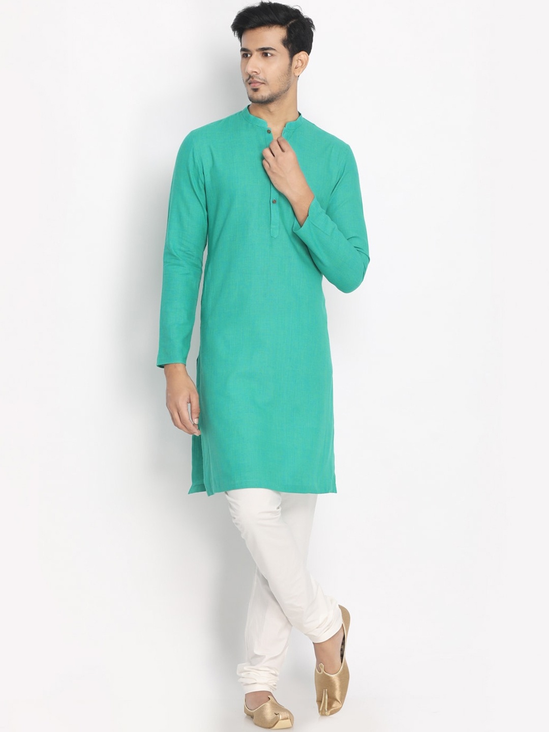 

Manyavar Men Green Solid Straight Kurta