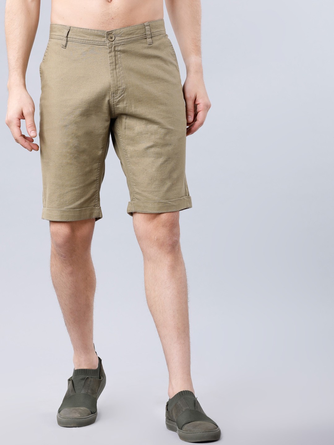 

HIGHLANDER Men Olive Green Solid Slim Fit Regular Shorts