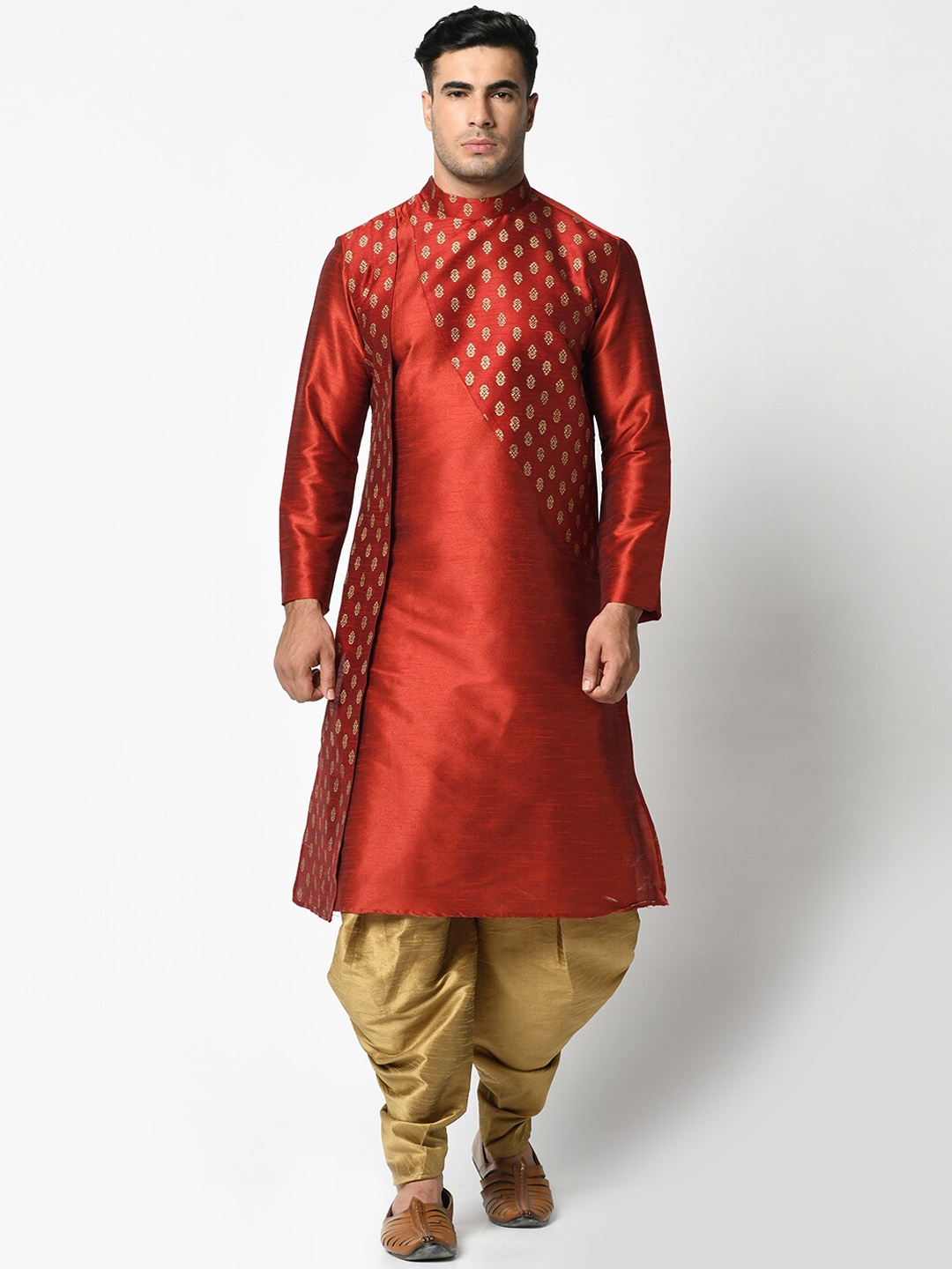 

DEYANN Men Red & Gold-Toned Solid Kurta with Dhoti Pants