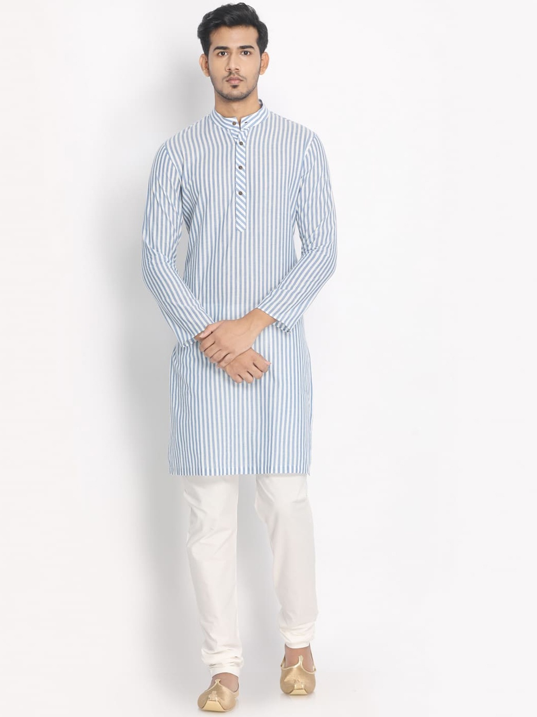 

Manyavar Men Blue & White Striped Straight Kurta