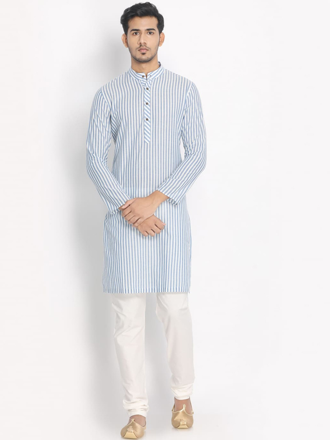 

Manyavar Men Blue & White Striped Straight Kurta