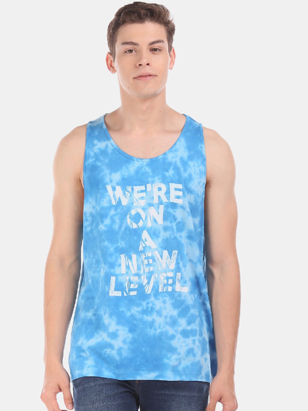 

Aeropostale Men Blue & White Dyed Round Neck T-shirt