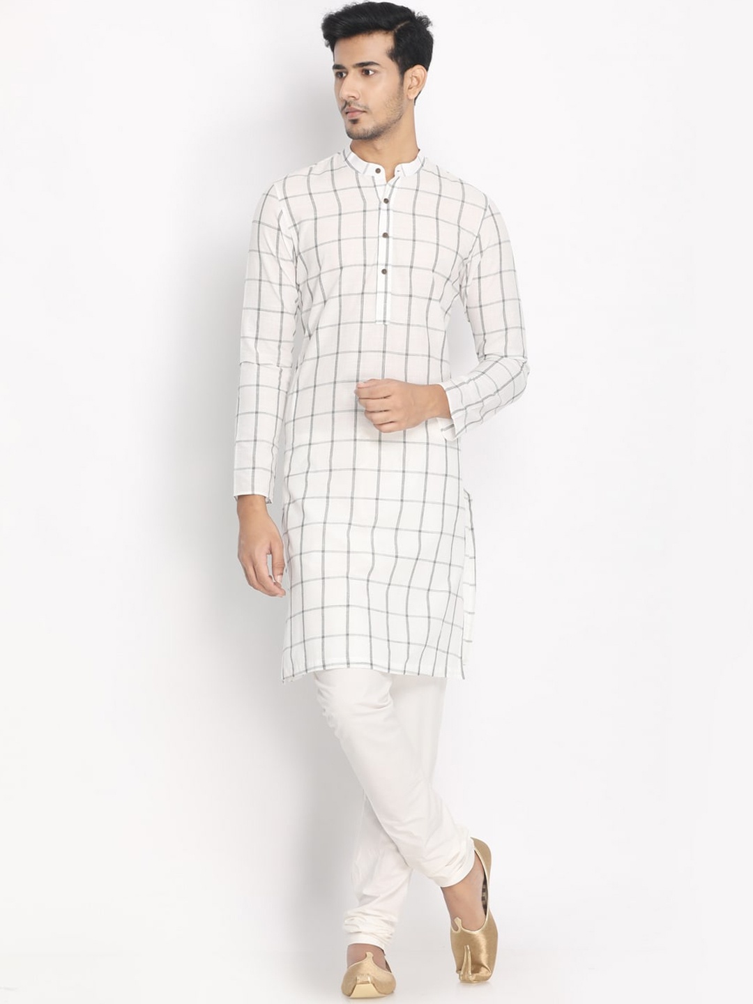 

Manyavar Men White & Black Checked A-Line Kurta