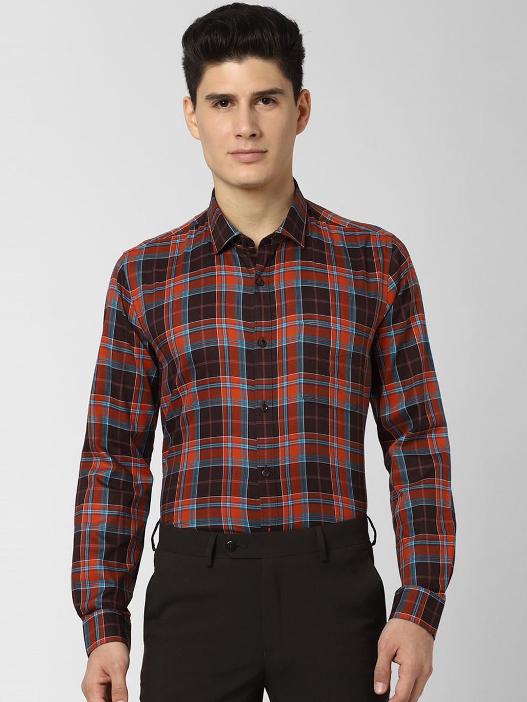 

Peter England Elite Men Brown & Red Regular Fit Checked Formal Shirt