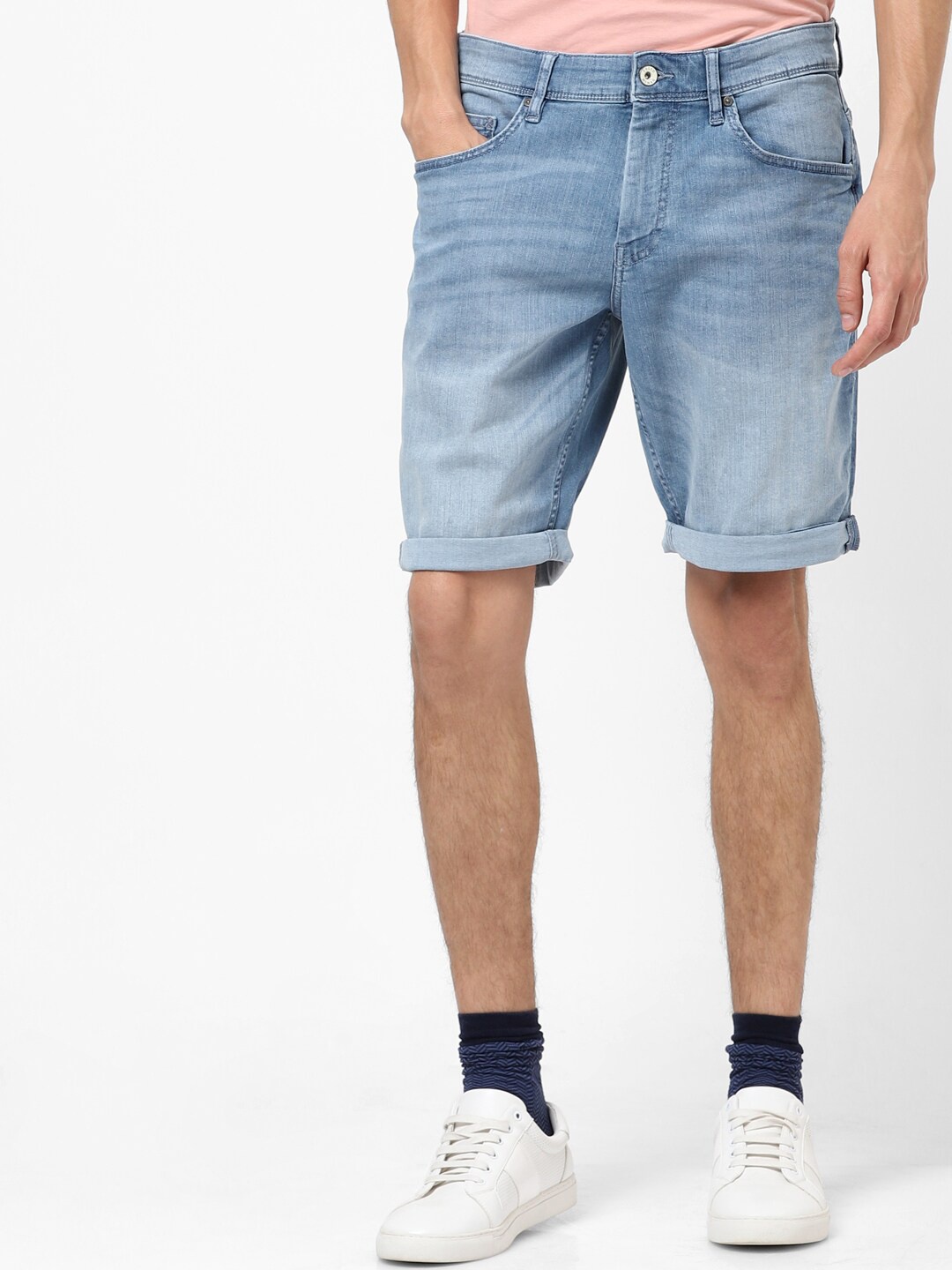 

Celio Men Blue Washed Regular Fit Denim Shorts