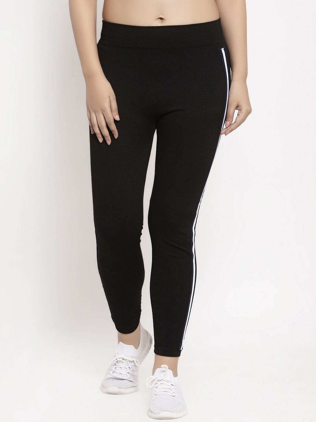 

KLOTTHE Women Black Solid Ankle Length Tights With Side Stripes