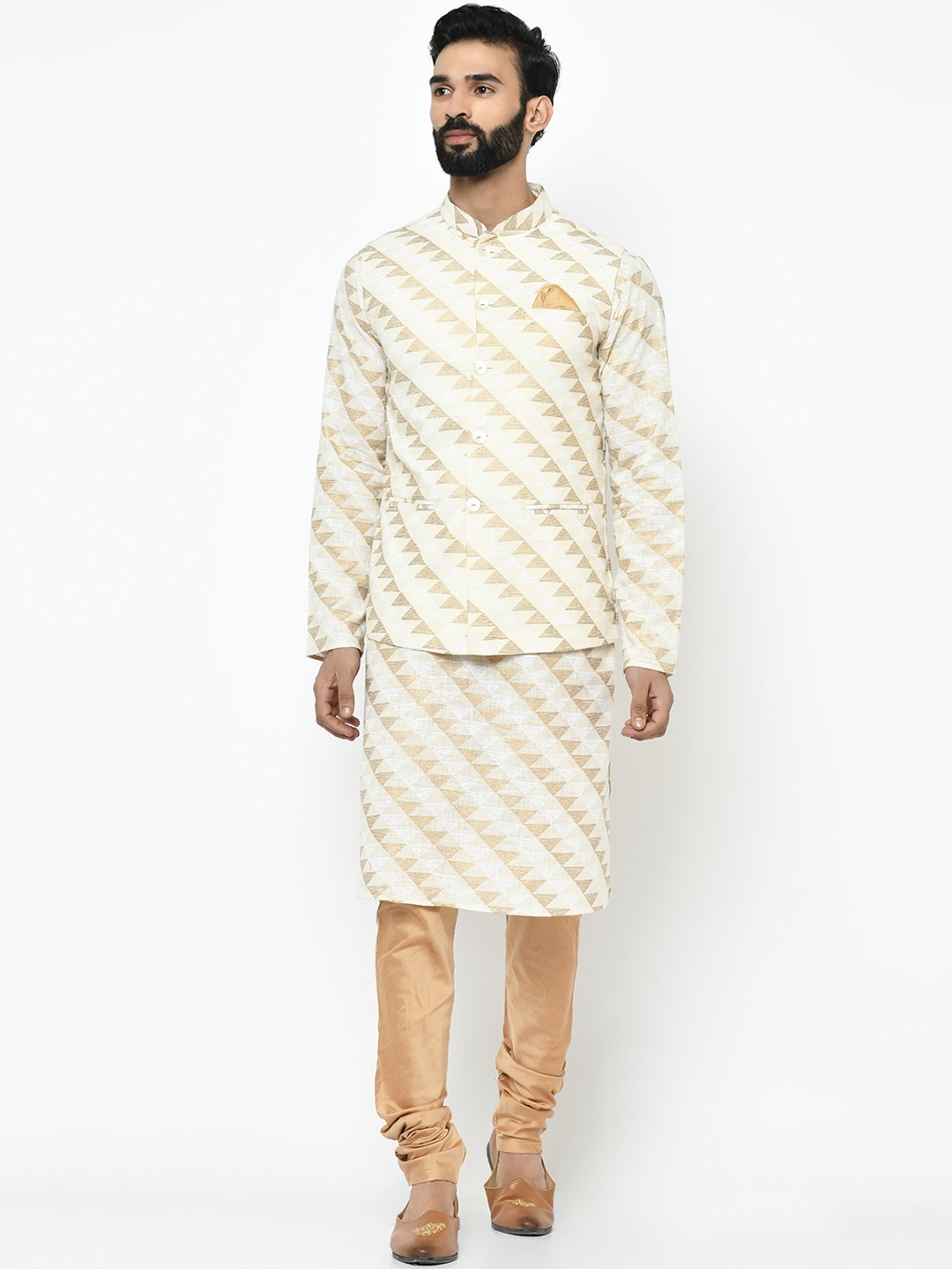 

KISAH Men Cream-Coloured & Gold-Toned Self Design Kurta with Churidar & Nehru Jacket