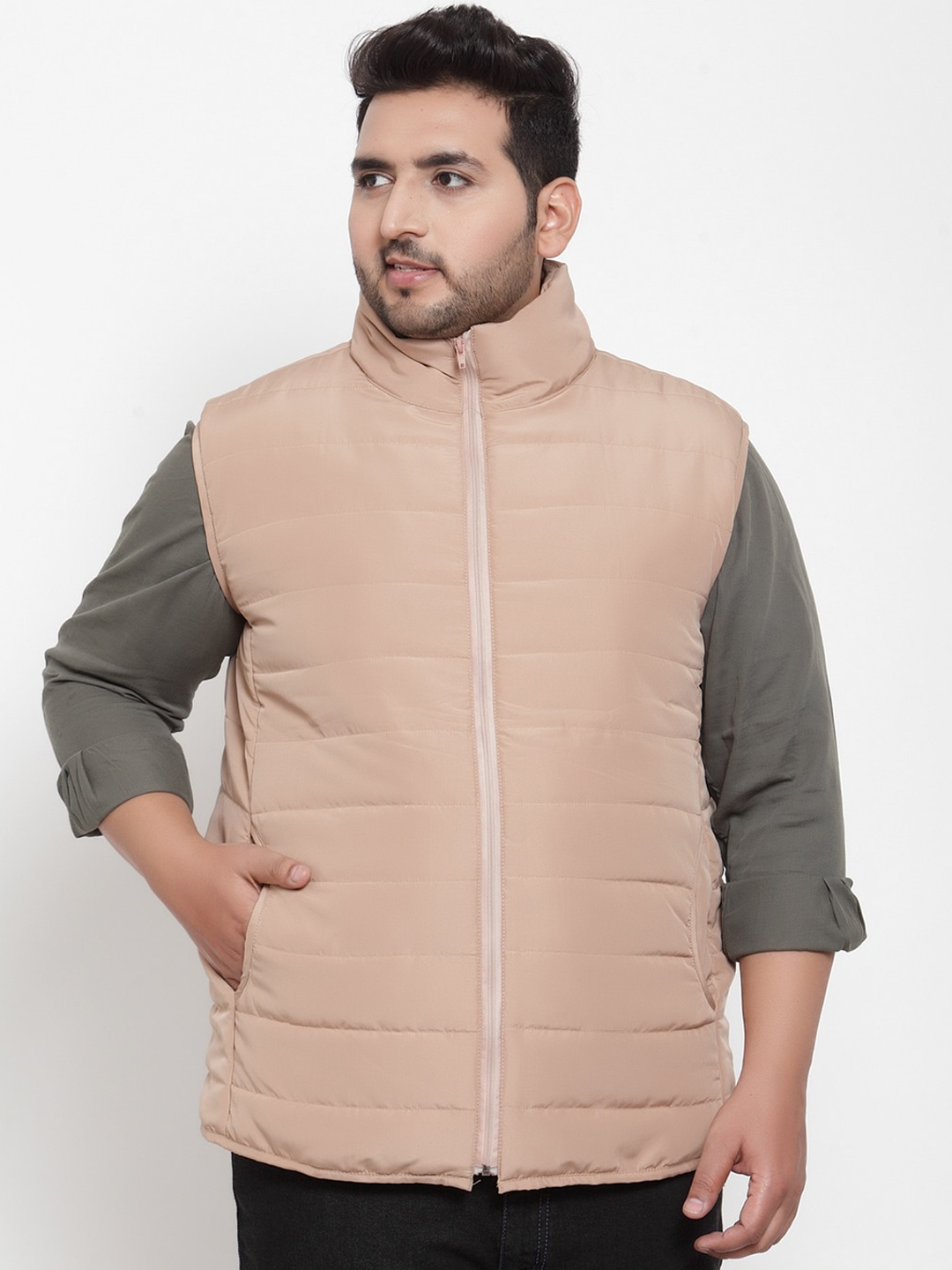 

plusS Men Beige Solid Padded Jacket