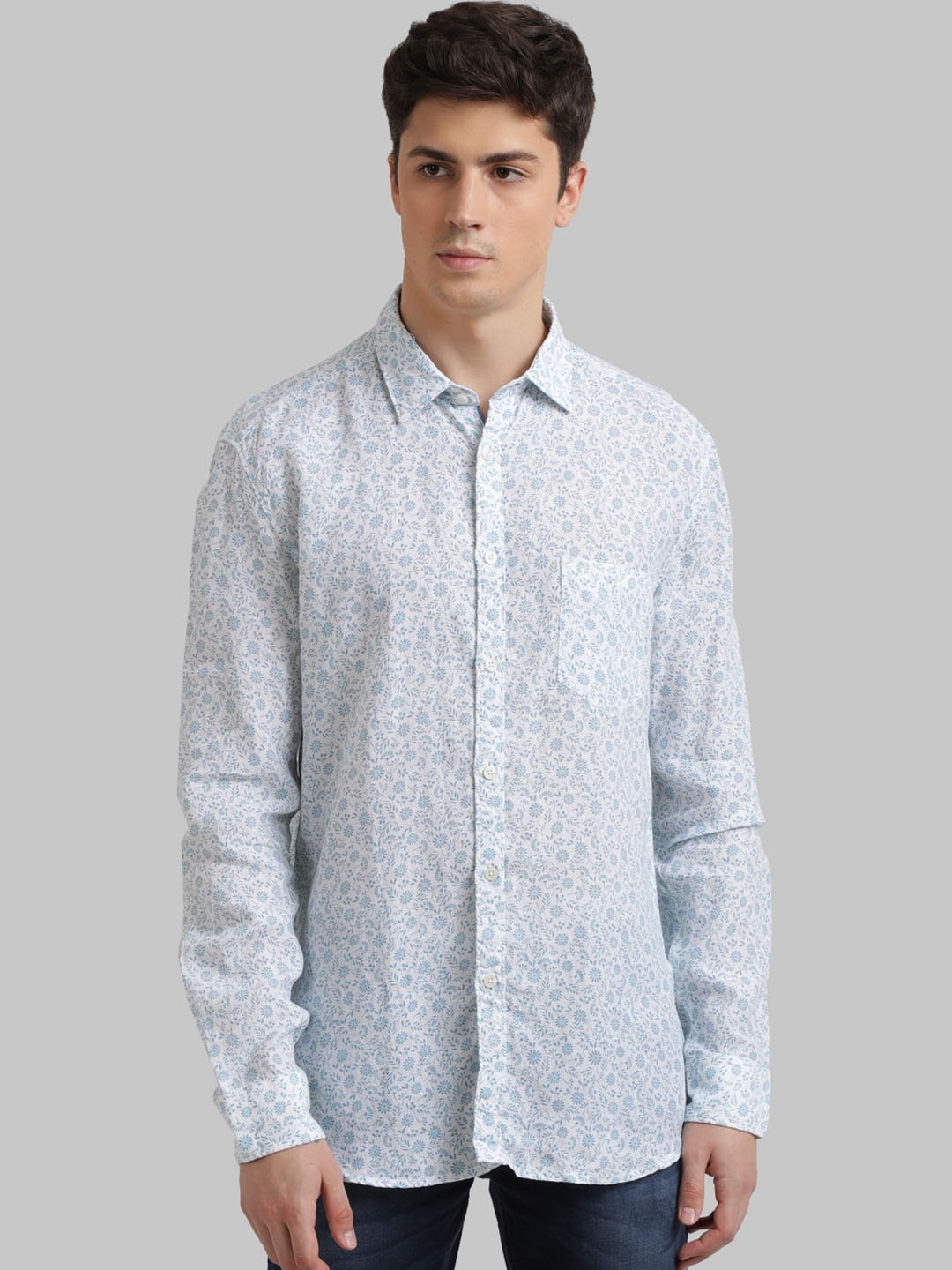

Parx Men Blue Regular Fit Printed Casual Shirt