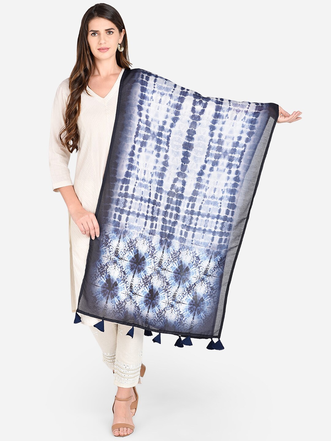 

Dupatta Bazaar Blue & White Shibori Printed Dupatta