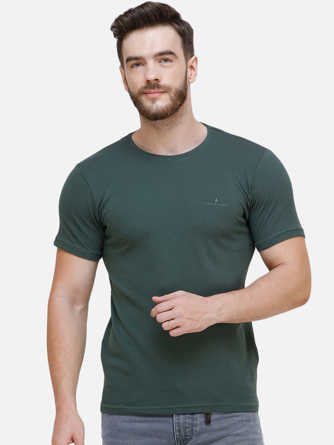 

COLVYNHARRIS JEANS Men Green Self Design Round Neck T-shirt