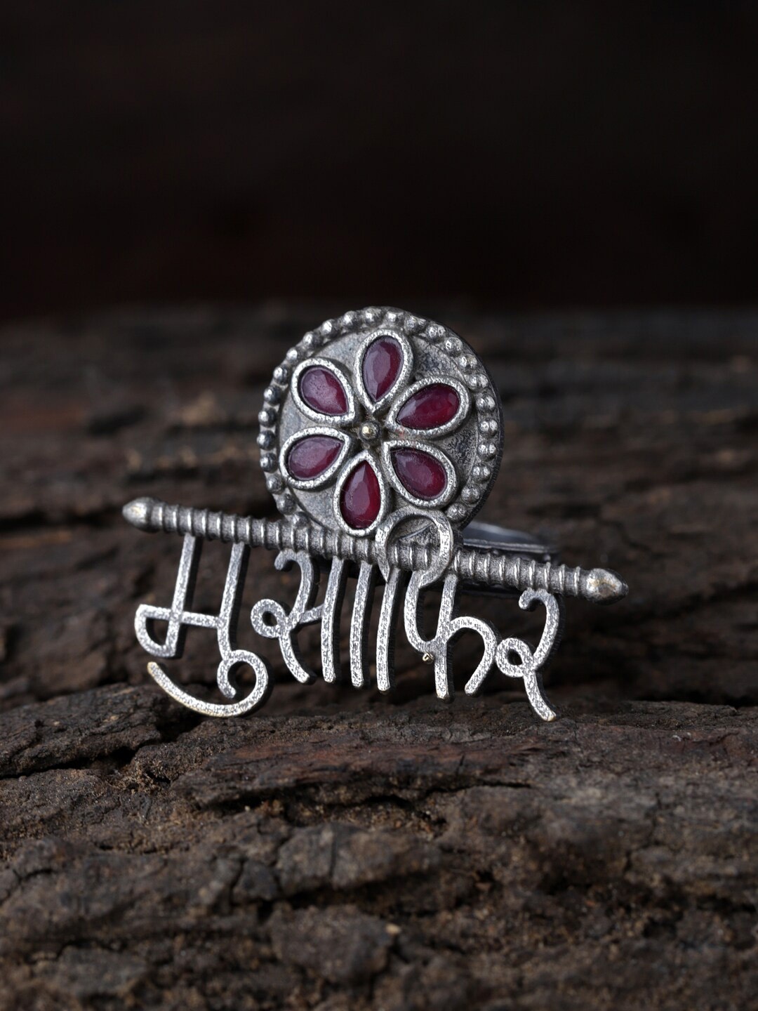 

Fabstreet Women Silver-Toned & Red Silver-Plated Stone-Studded Handcrafted Ring