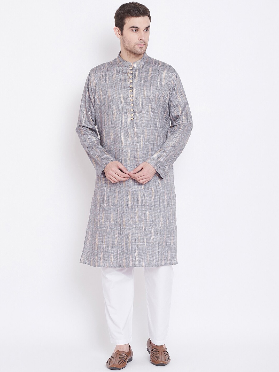

Tulsattva Men Grey & White Printed Kurta with Pyjamas