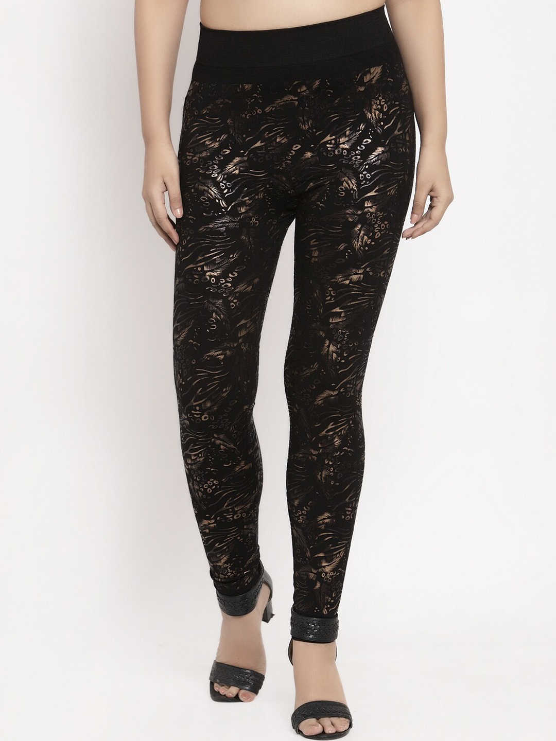 

KLOTTHE Women Black & Gold-Coloured Printed Leggings