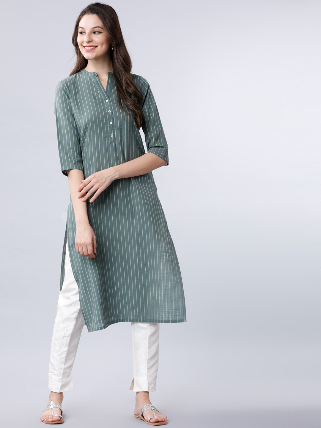 

Vishudh Women Green & White Striped Straight Kurta