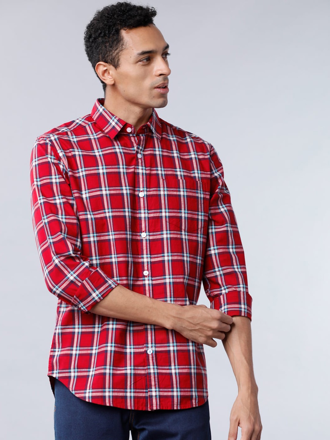 

HIGHLANDER Men Red & Beige Slim Fit Checked Casual Shirt