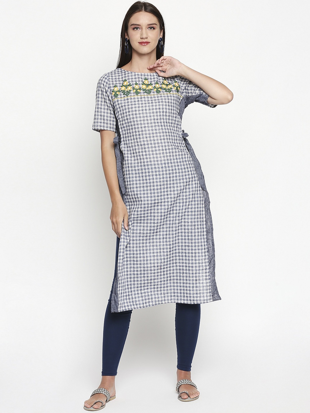 

Lobaanya Women Grey Checked A-Line Kurta
