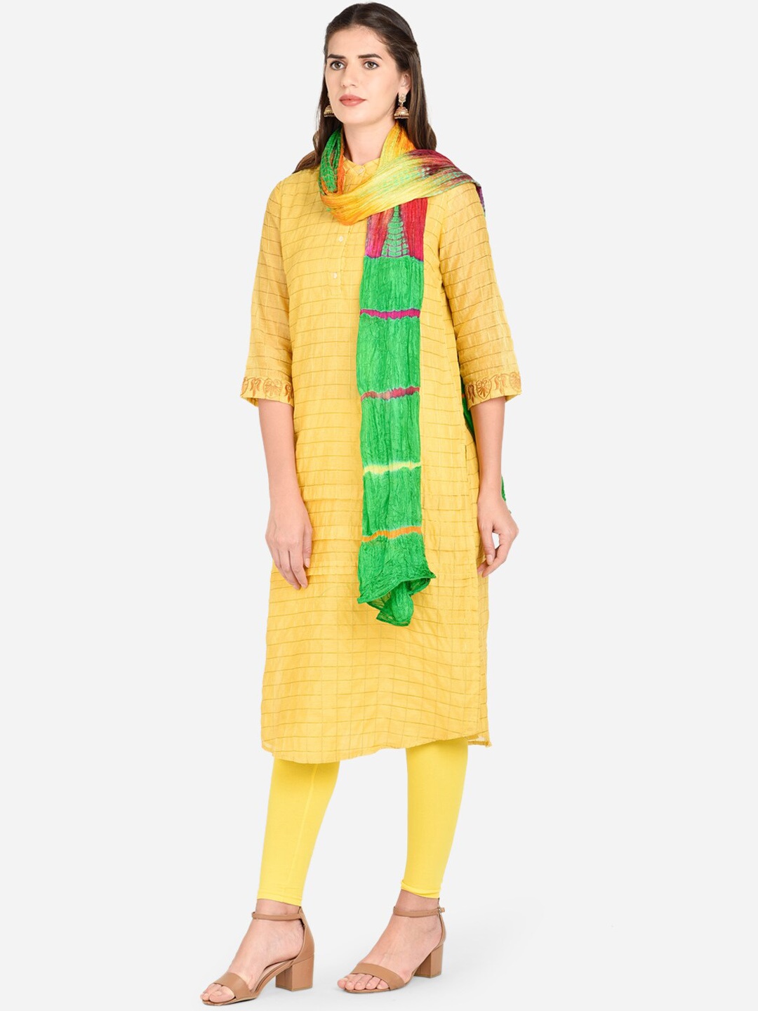 

Dupatta Bazaar Green Striped Dupatta