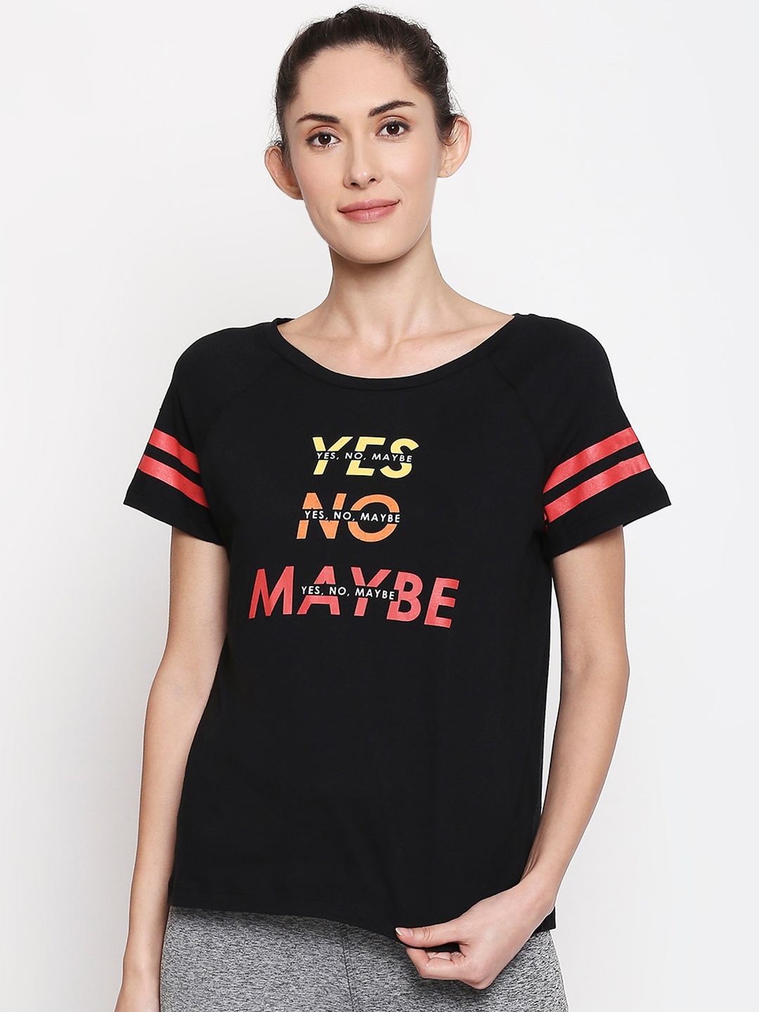 

Ajile by Pantaloons Women Black Printed Round Neck T-shirt