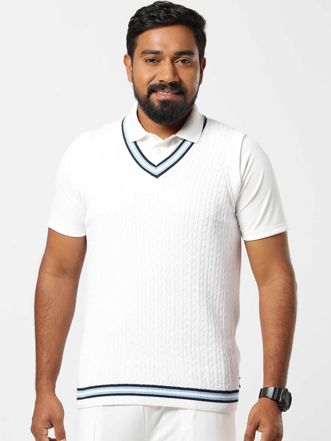 

FLX By Decathlon Men White Self Design Cricket Sweater Vest