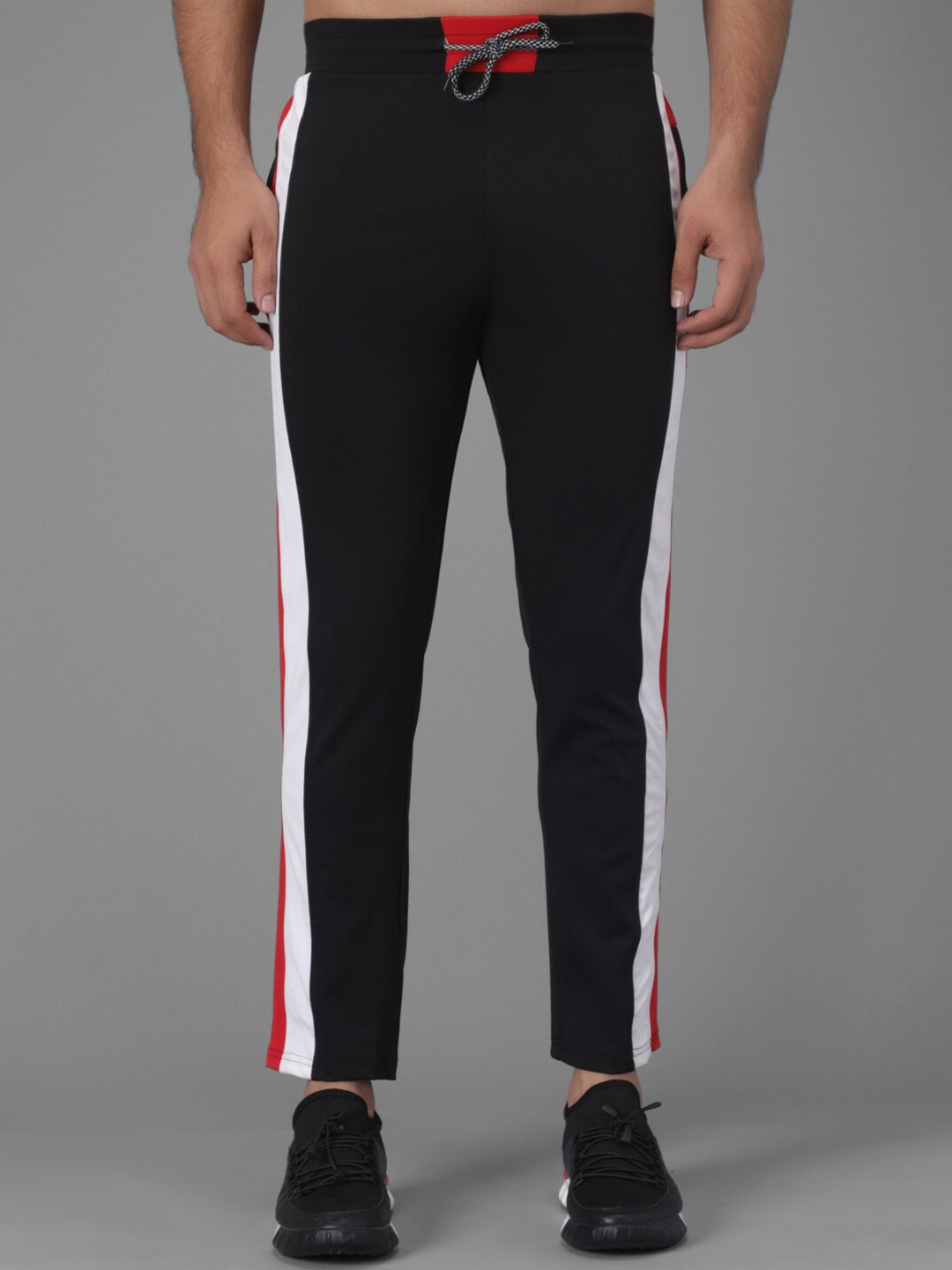 

Kotty Men Black Solid Straight Fit Track Pants
