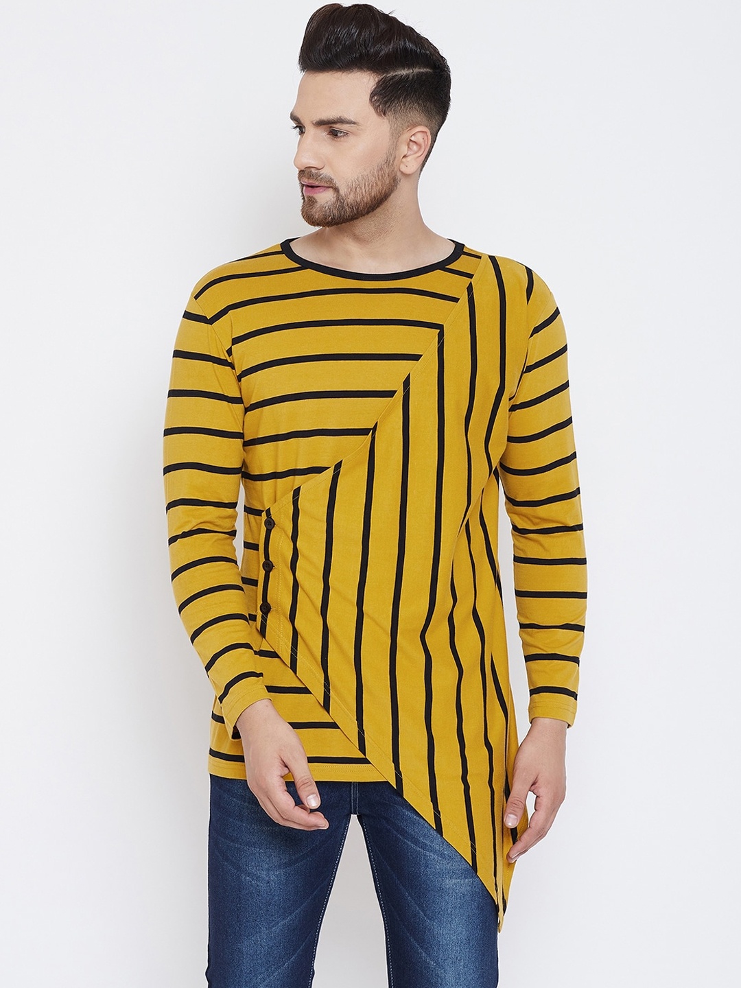 Hypernation Men Yellow Striped Round Neck Pure Cotton T-shirt