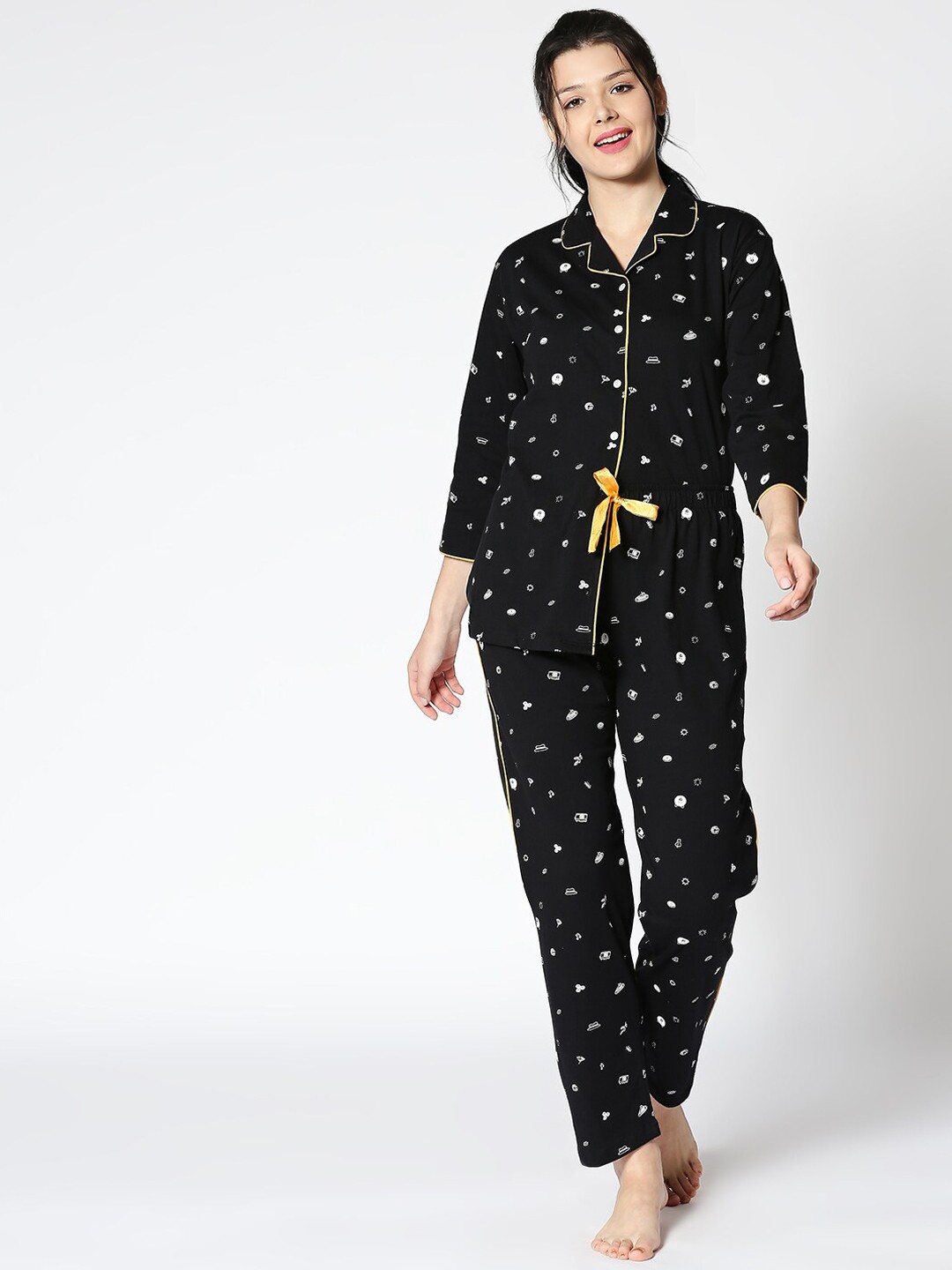 

I like me Women Black & Yellow Printed Night Suit