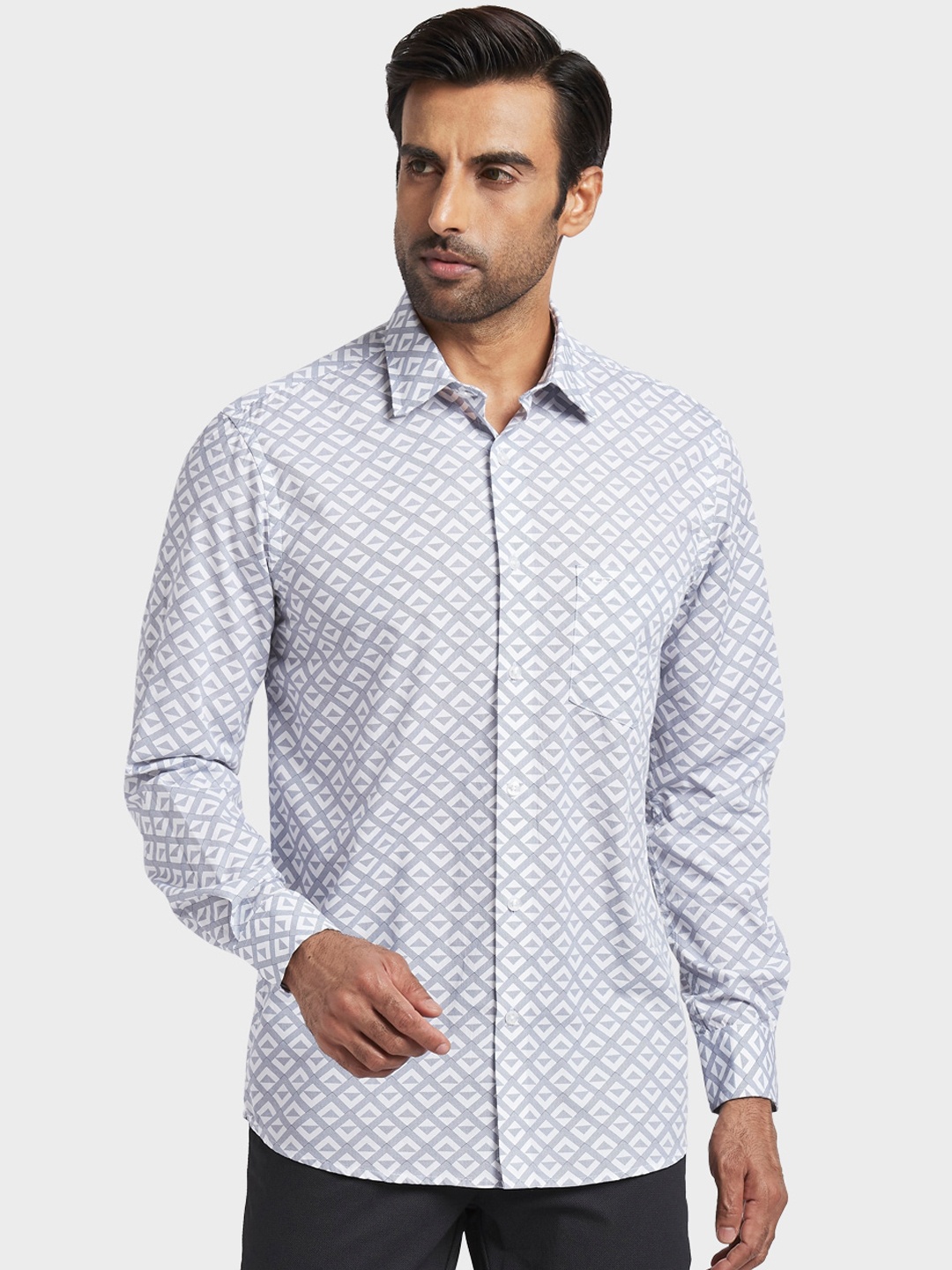 

ColorPlus Men Grey Regular Fit Printed Casual Shirt