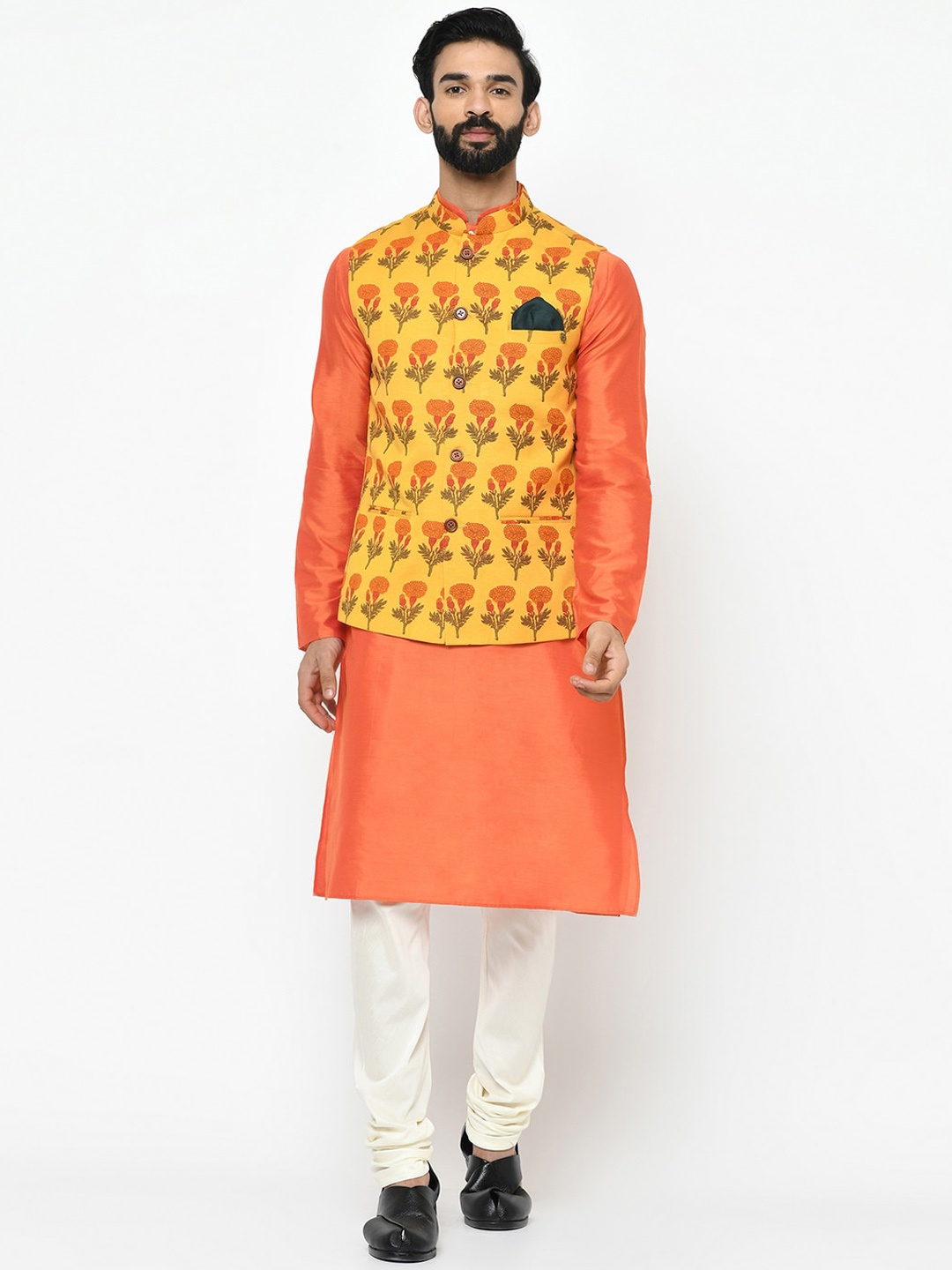 

KISAH Men Yellow & Orange Solid Kurta with Pyjamas